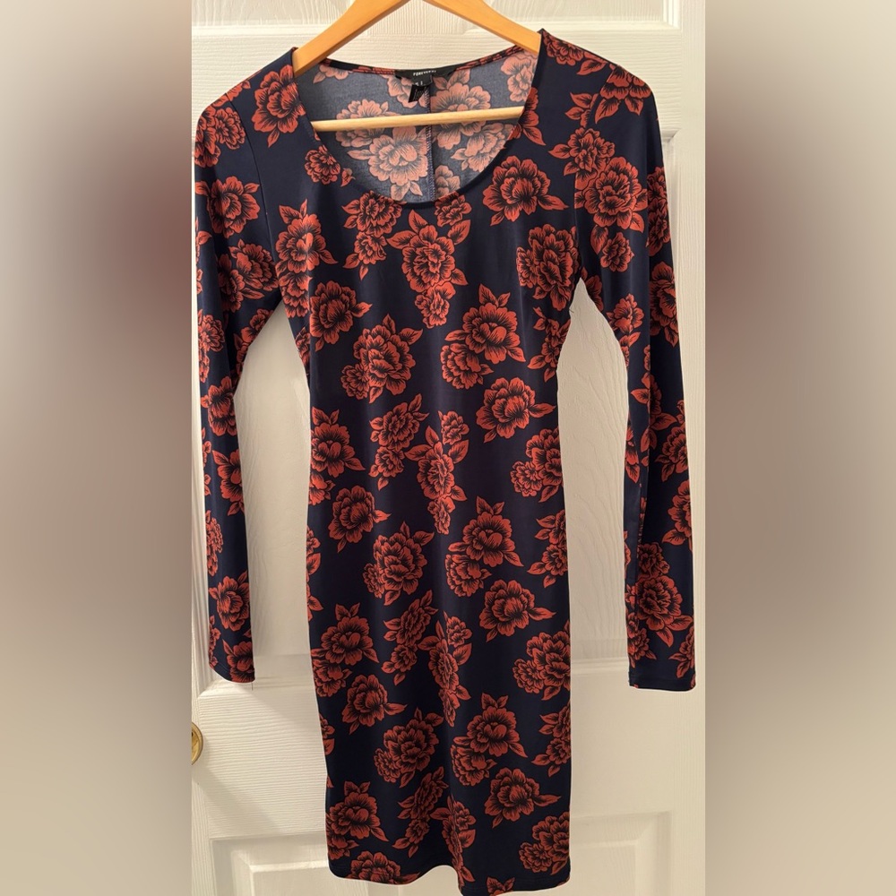 3/$25 Forever 21 Floral Long Sleeve Dress With Back Side Cut Outs